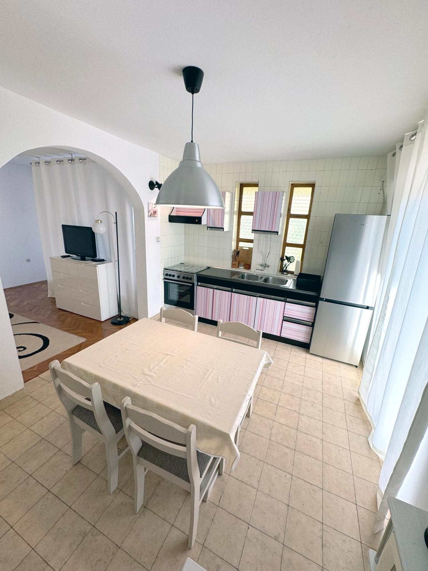 Apartmani Trlaja Vodice Exterior foto
